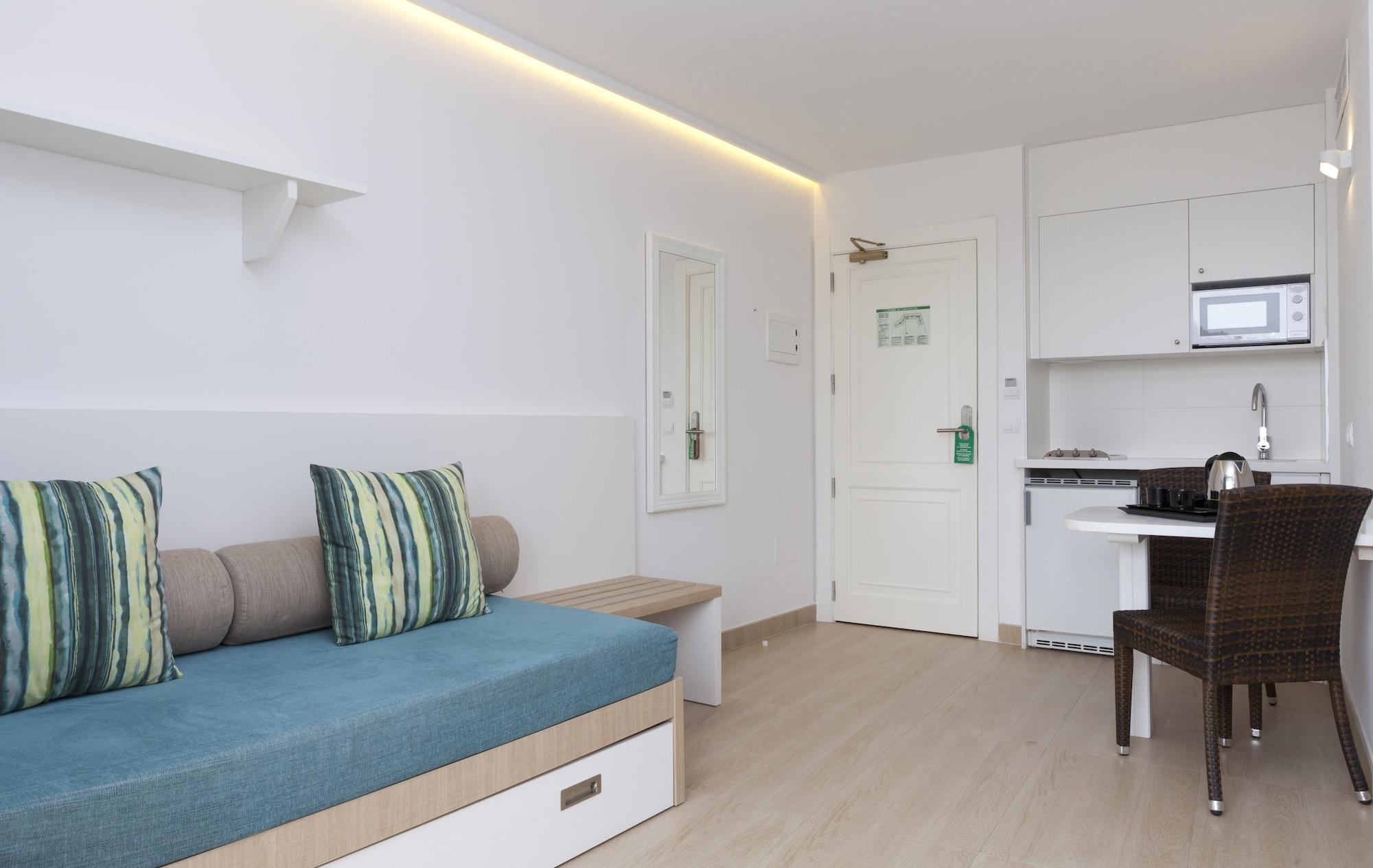 Marvell Club Hotel & Apartments Sant Antoni de Portmany Екстериор снимка