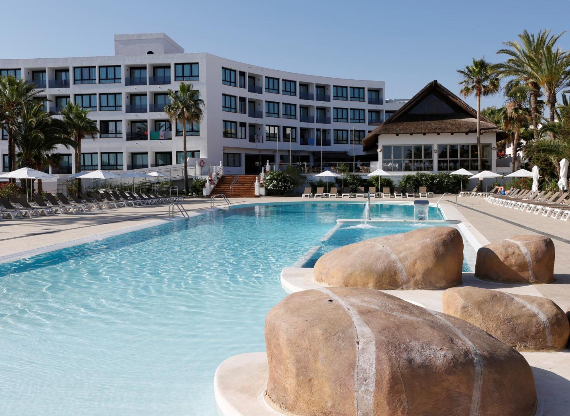 Marvell Club Hotel & Apartments Sant Antoni de Portmany Екстериор снимка