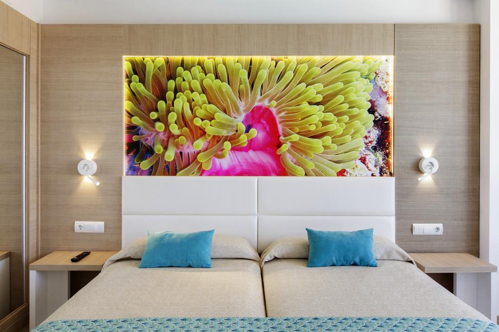 Marvell Club Hotel & Apartments Sant Antoni de Portmany Екстериор снимка