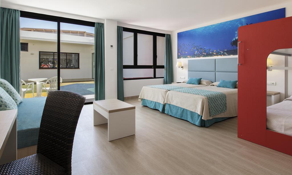Marvell Club Hotel & Apartments Sant Antoni de Portmany Екстериор снимка