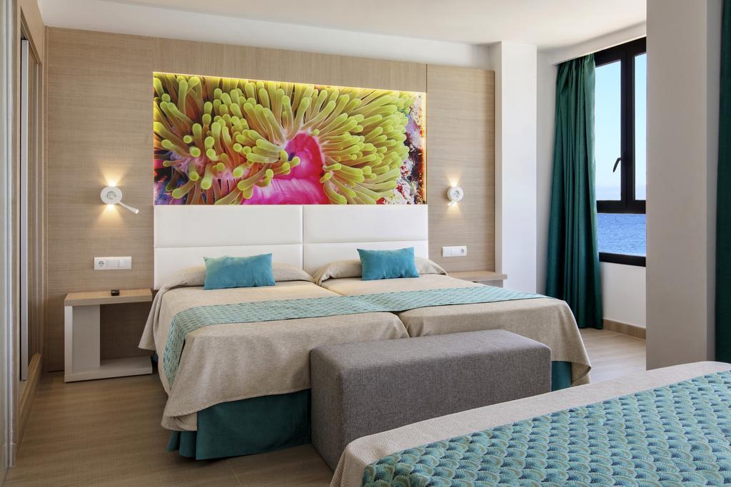 Marvell Club Hotel & Apartments Sant Antoni de Portmany Екстериор снимка